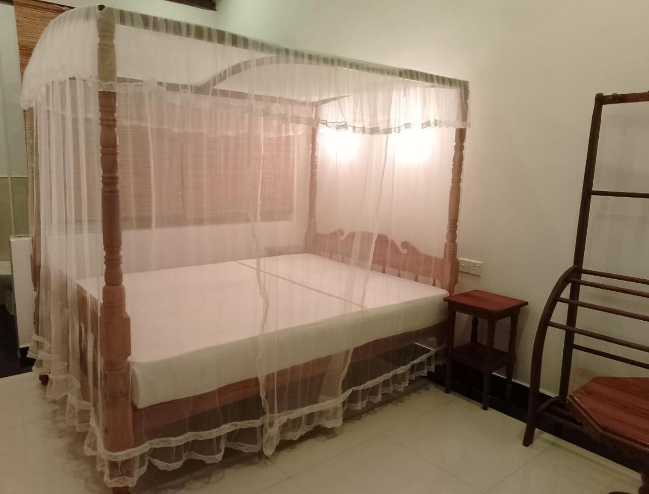 Skywalker Guest House Weligama Eksteriør bilde
