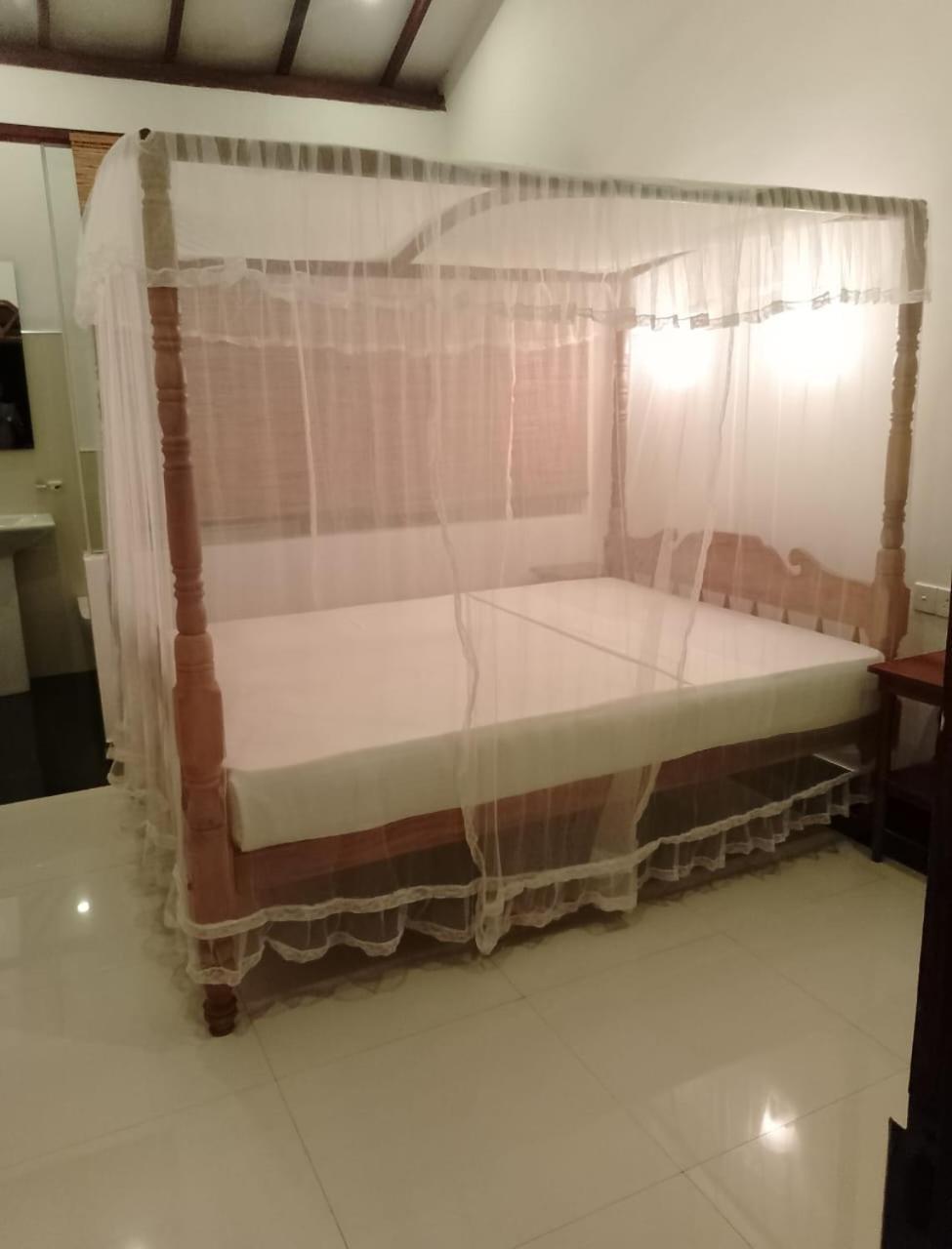 Skywalker Guest House Weligama Eksteriør bilde
