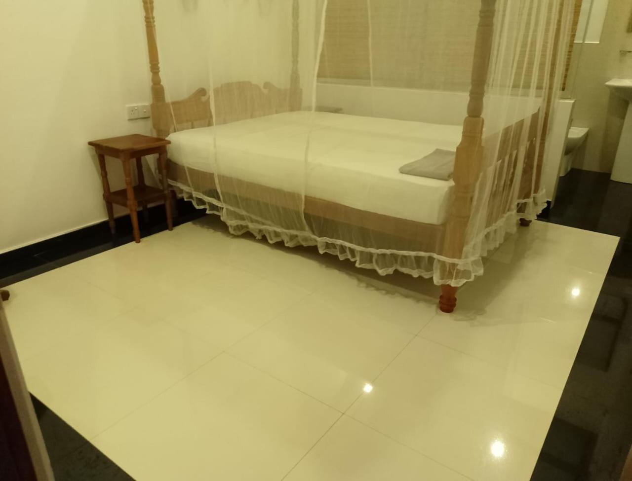 Skywalker Guest House Weligama Eksteriør bilde